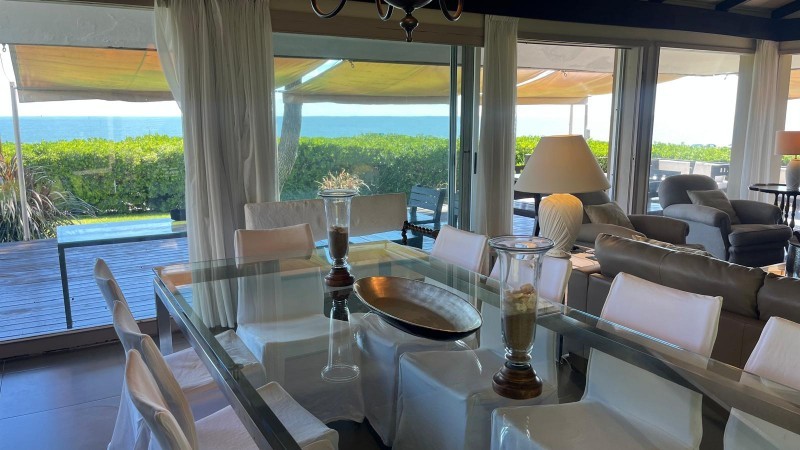 Casa en alquiler primera línea mansa